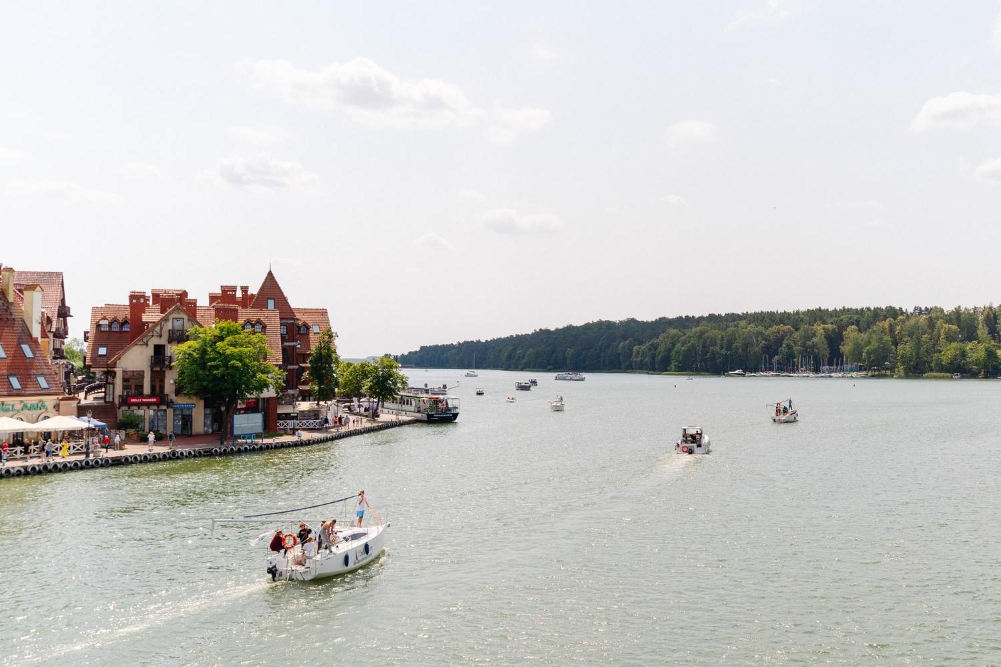 Lake Club Apartments - Loftaffair Mikołajki Ngoại thất bức ảnh