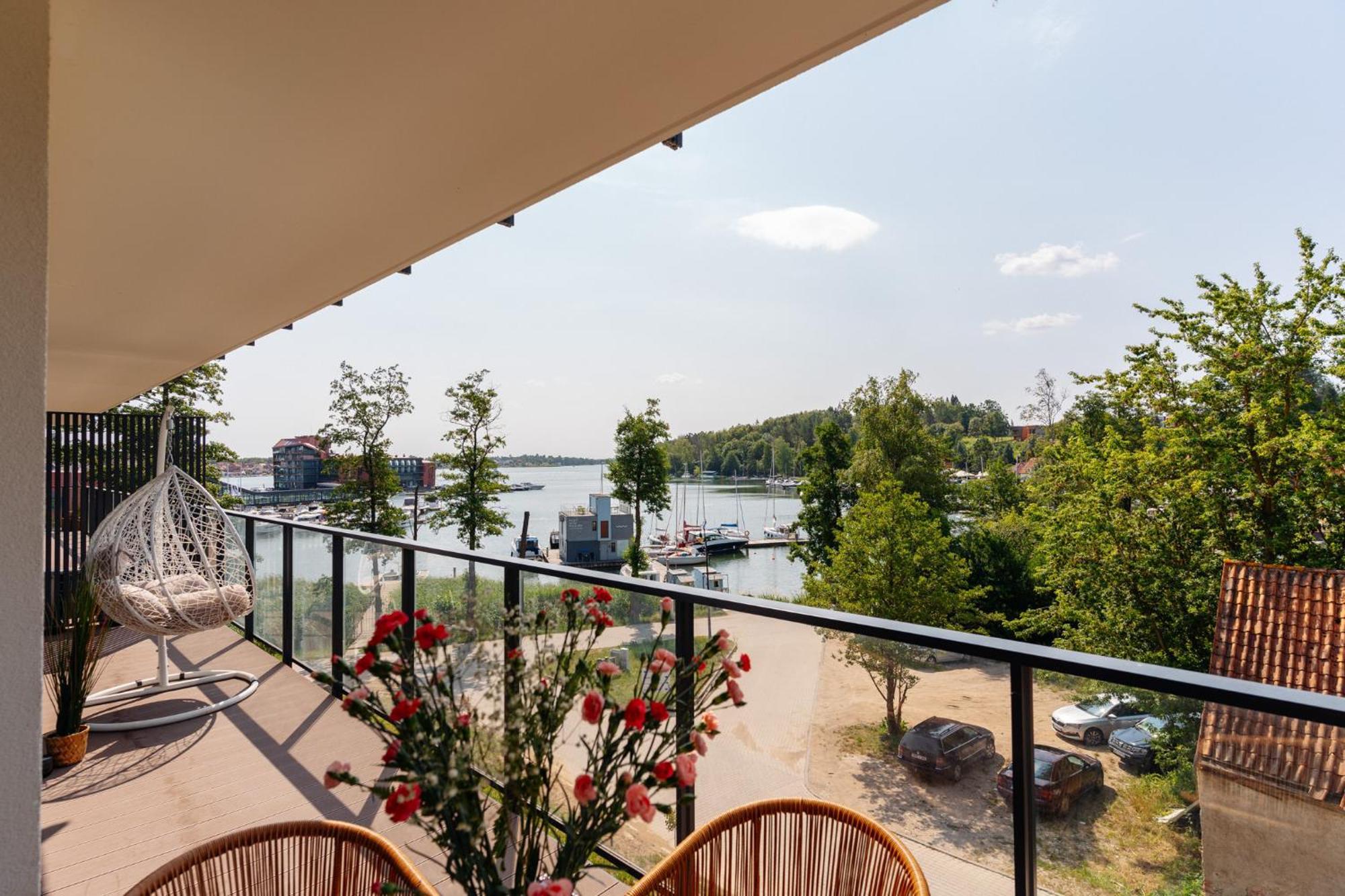 Lake Club Apartments - Loftaffair Mikołajki Ngoại thất bức ảnh